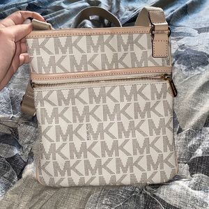 Michael Kors Crossbody